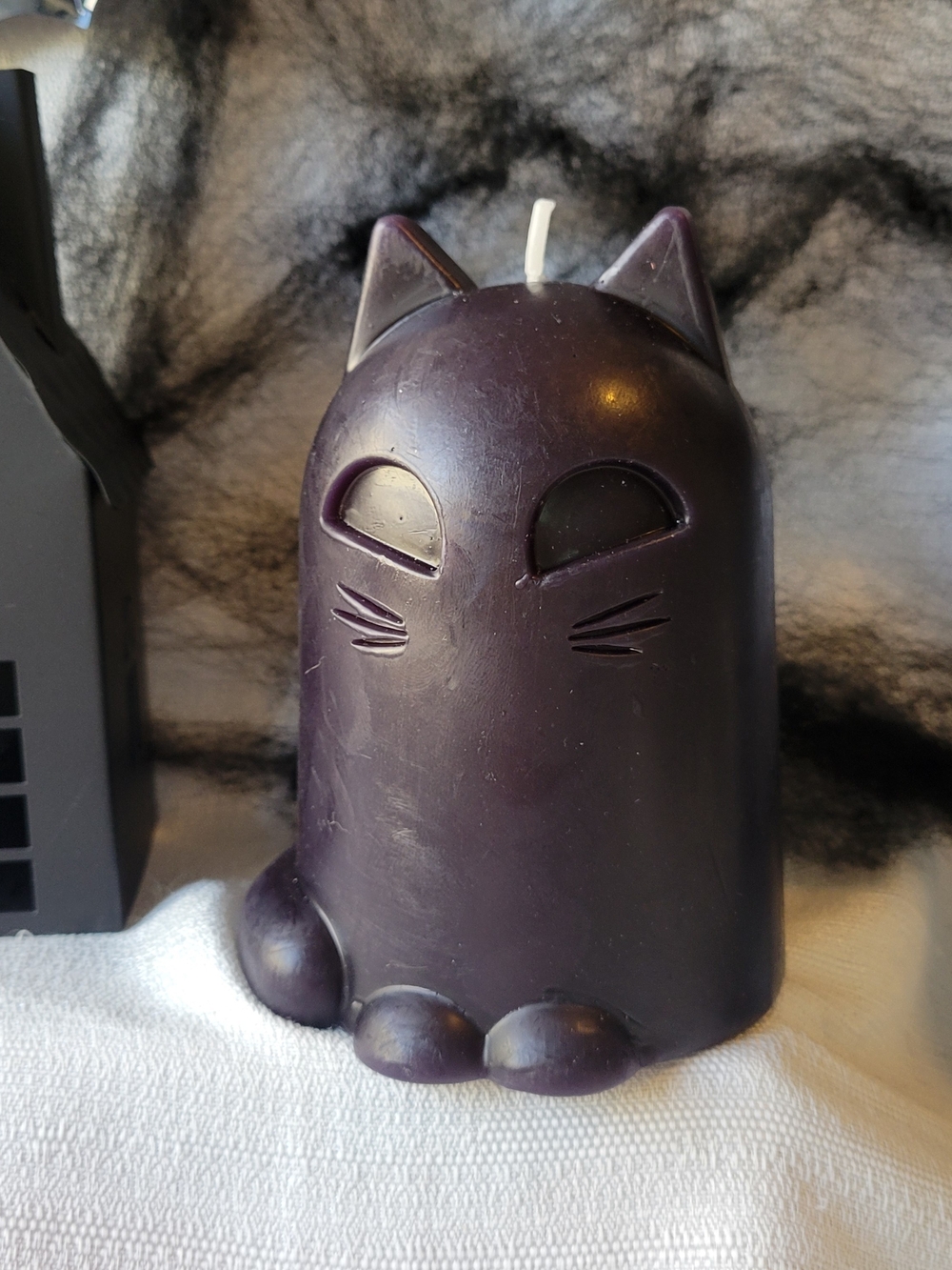 Cat-Shaped Black Decorative Candle